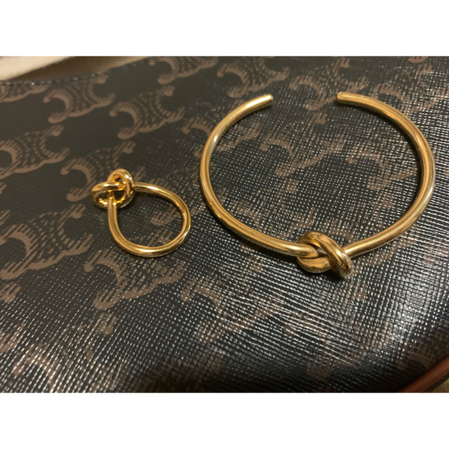CELINE - ノットリング ゴールドの通販 by ☘️|セリーヌならラクマ CELINE - ノットリング ゴールドの通販 by ☘️|セリーヌならラクマ