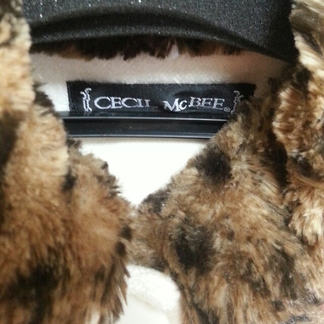 CECIL McBEE(セシルマクビー)の送込♡CECILMcBEEポンチョコート レディースのジャケット/アウター(ポンチョ)の商品写真