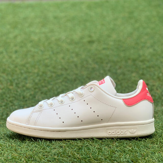 adidas(アディダス)の美品23 adidas STANSMISTH アディダス スタンスミス F661 レディースの靴/シューズ(スニーカー)の商品写真