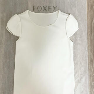 フォクシー(FOXEY)の新品 タグ付き foxey フォクシーブティック 40 チューリップスリーブ(カットソー(半袖/袖なし))