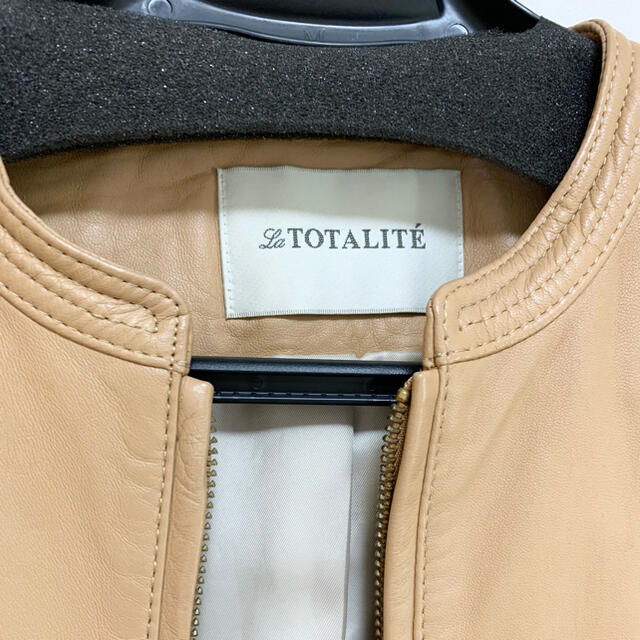 La TOTALITE(ラトータリテ)のラトータリテ　本革羊皮　ライダース　ジャケット レディースのジャケット/アウター(ライダースジャケット)の商品写真