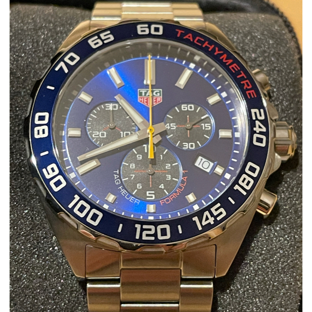 TAG Heuer(タグホイヤー)のタグホイヤー　Red Bull Racing Limited Editionレア メンズの時計(腕時計(アナログ))の商品写真