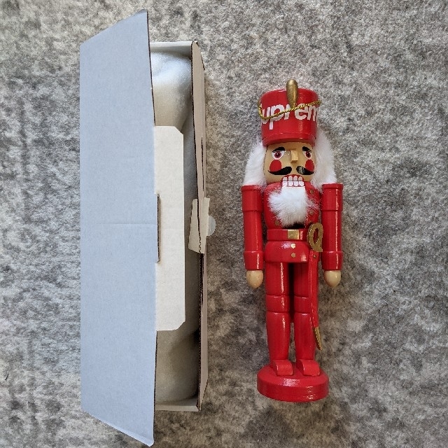 Supreme Nutcracker くるみ割り人形 シュプリーム