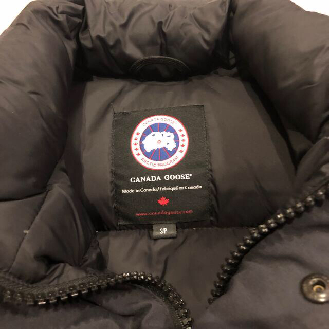 CANADA GOOSE(カナダグース)の【SHISHI様専用】CANADA GOOSE ダウンベスト メンズのジャケット/アウター(ダウンベスト)の商品写真