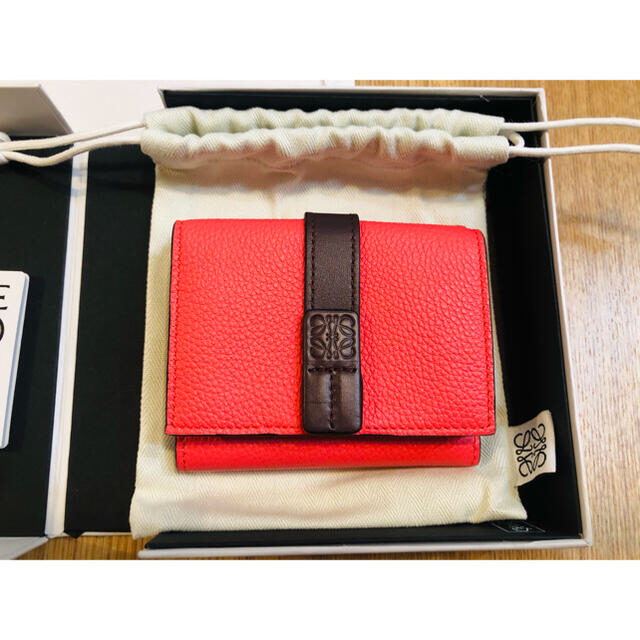 人気No.1】 LOEWE Loewe三つ折り財布 ミニ ウォレット トライ