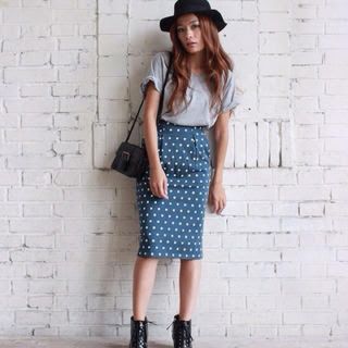 マウジー(moussy)のMOUSSY(ひざ丈スカート)