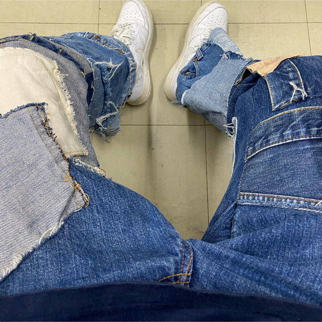 Levi's - リメイク リーバイス levis フレアパンツの通販 by Levi's - リメイク リーバイス levis フレアパンツの通販 by