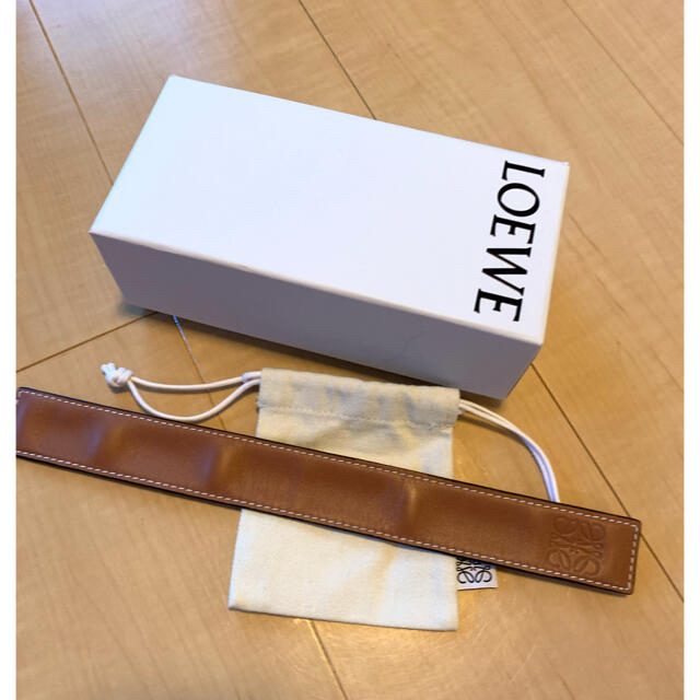 LOEWE(ロエベ)の[じゅんこさん様専用]loewe スラップブレスレット スモール（カーフスキン） レディースのアクセサリー(ブレスレット/バングル)の商品写真