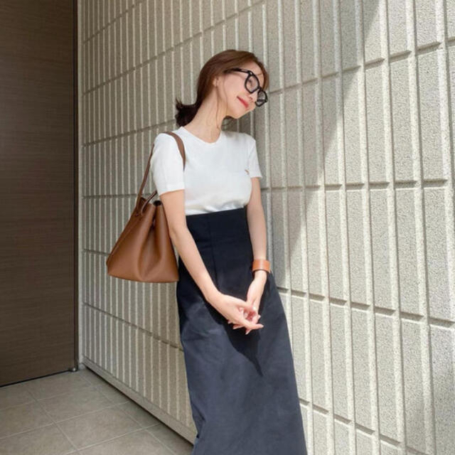 LOEWE(ロエベ)の[じゅんこさん様専用]loewe スラップブレスレット スモール（カーフスキン） レディースのアクセサリー(ブレスレット/バングル)の商品写真