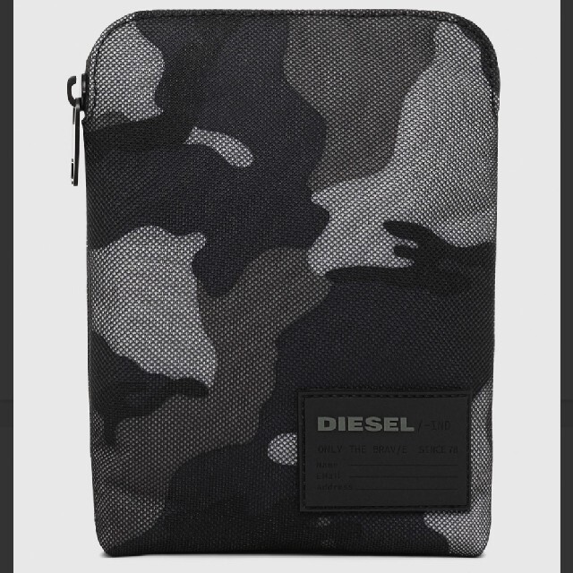 DIESEL(ディーゼル)のDIESEL DISCOVER-ME メッセンジャー バッグ 迷彩 メンズのバッグ(メッセンジャーバッグ)の商品写真