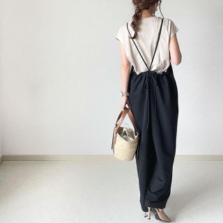 スピックアンドスパン(Spick & Span)の★新品 GU ジーユー 美シルエット サロペット オールインワン ブラウンS(サロペット/オーバーオール)