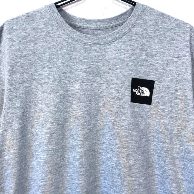 THE NORTH FACE(ザノースフェイス)の清涼感 ♪ ノースフェイス BOXロゴ Tシャツ ライトグレー  3XL 4L メンズのトップス(Tシャツ/カットソー(半袖/袖なし))の商品写真