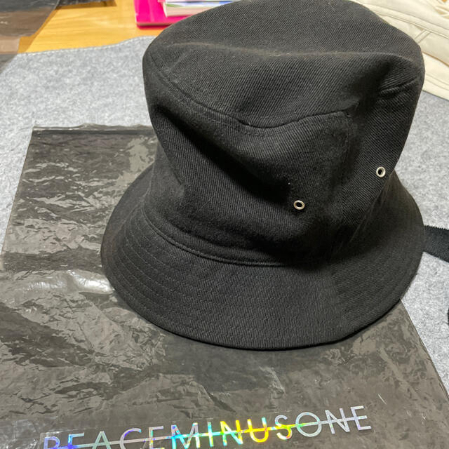 PEACEMINUSONE(ピースマイナスワン)のpeaceminusone 初期バケハ メンズの帽子(ハット)の商品写真