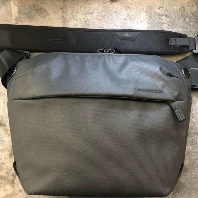 美品】ピークデザインエブリデイスリング6L 史上一番安い 6200円 www