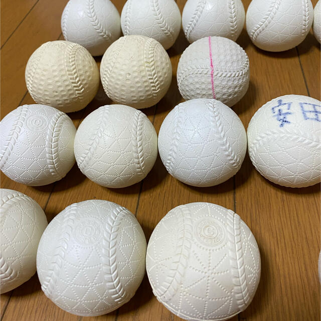 軟式ボール他、合計26球 スポーツ/アウトドアのテニス(ボール)の商品写真