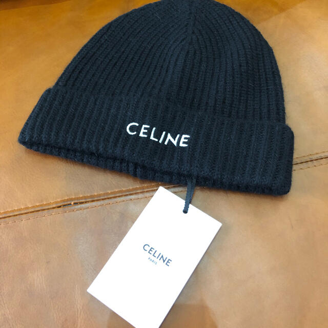 CEFINE(セフィーヌ)のCELINE ロゴ　ニットキャップ　HEDI SLIMANE セリーヌ 未使用 メンズの帽子(キャップ)の商品写真