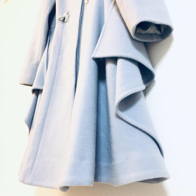 Chesty(チェスティ)のchesty コート ビジュー レディースのジャケット/アウター(ロングコート)の商品写真
