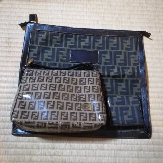 フェンディ(FENDI)のFENDI クラッチバッグ、エナメルポーチ、小銭入れ3点セット(ポーチ)