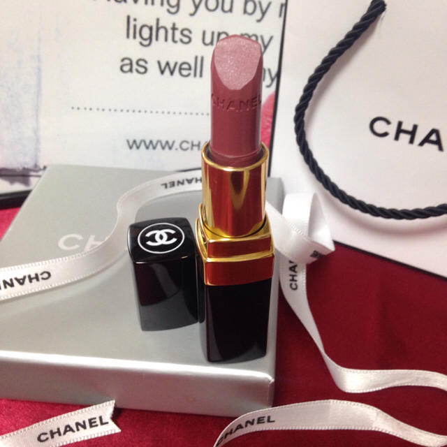 CHANEL - シャネル ルージュ ココ マドモアゼル 品番05 ベージュ レッド 新品の通販 by ︎｜シャネルならラクマ