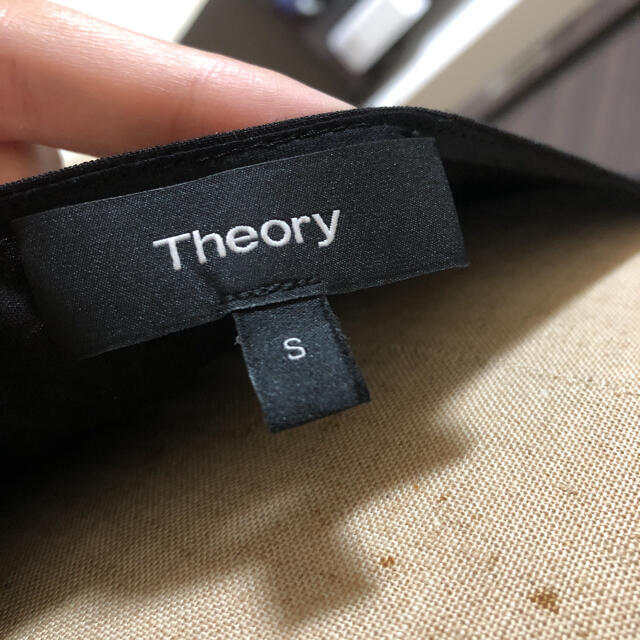 爆買いお得 theory ノースリーブブラウス 美品の通販 by ◡̈⃝SHOP25◡̈⃝｜セオリーならラクマ