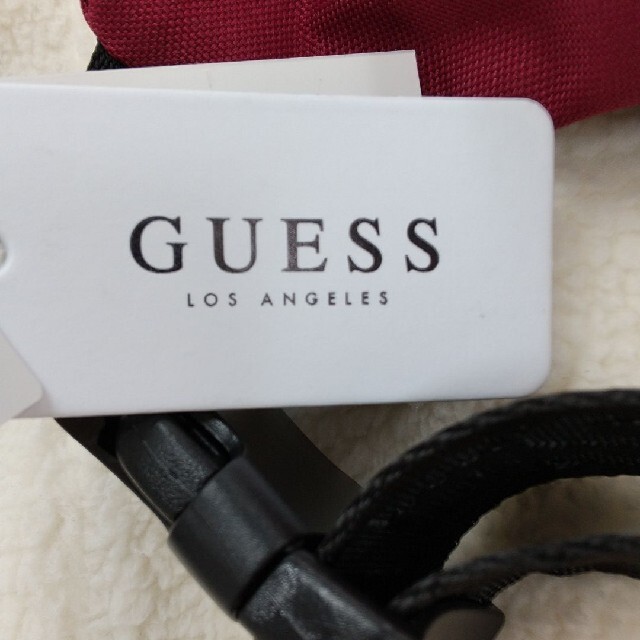 GUESS(ゲス)の☆GUESS☆ウエストバッグ　新品 レディースのバッグ(ボディバッグ/ウエストポーチ)の商品写真