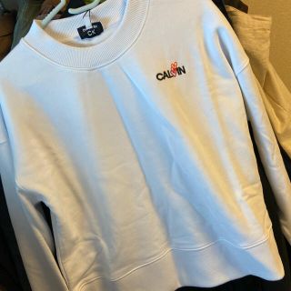 カルバンクライン(Calvin Klein)の　calvin klein  クロップド T シャツ(Tシャツ(半袖/袖なし))