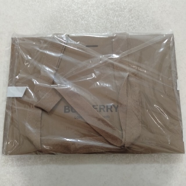 BURBERRY(バーバリー)のバーバリー　紙袋 レディースのバッグ(ショップ袋)の商品写真