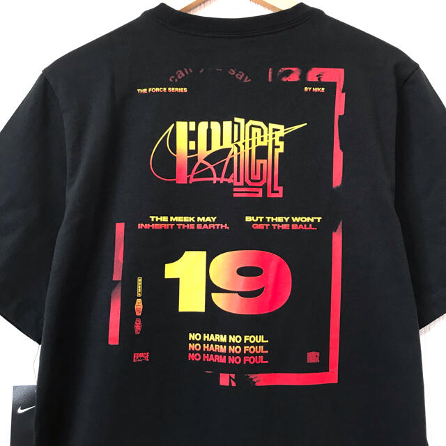 NIKE(ナイキ)のグラデーション☆ NIKE FORCE GRAPHIC Tシャツ 黒 3XL  メンズのトップス(Tシャツ/カットソー(半袖/袖なし))の商品写真