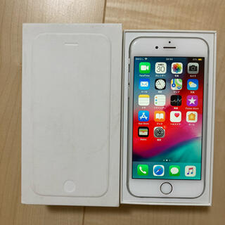 アップル(Apple)のiPhone 6 64GB シルバー　au版(スマートフォン本体)