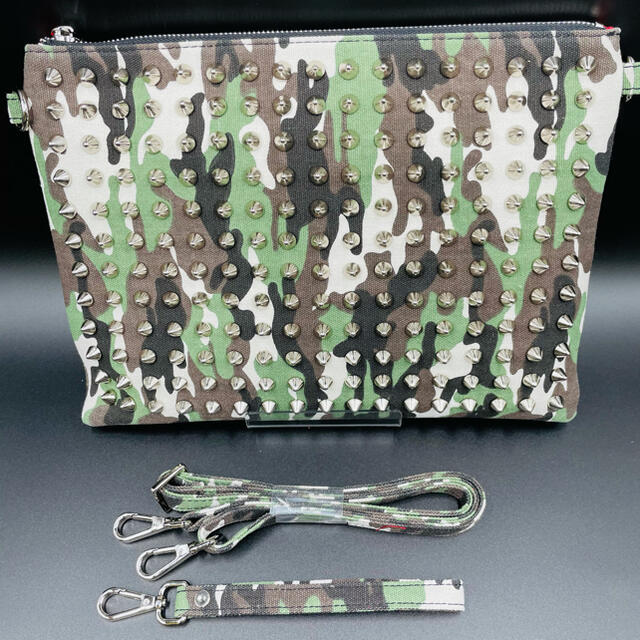 クラッチバッグ　スタッズ　バッグ　迷彩　アーミー　シルバー　銀 レディースのバッグ(クラッチバッグ)の商品写真