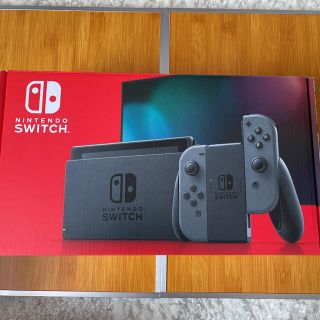 ニンテンドースイッチ(Nintendo Switch)の任天堂　スイッチ　本体　グレー(家庭用ゲーム機本体)