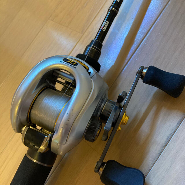 SHIMANO(シマノ)のSHIMANO メタニウムDC7 スポーツ/アウトドアのフィッシング(リール)の商品写真