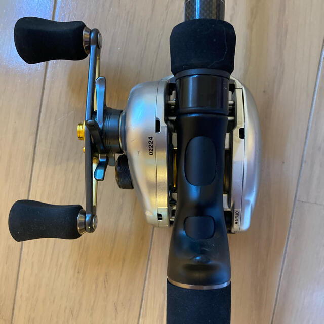 SHIMANO(シマノ)のSHIMANO メタニウムDC7 スポーツ/アウトドアのフィッシング(リール)の商品写真