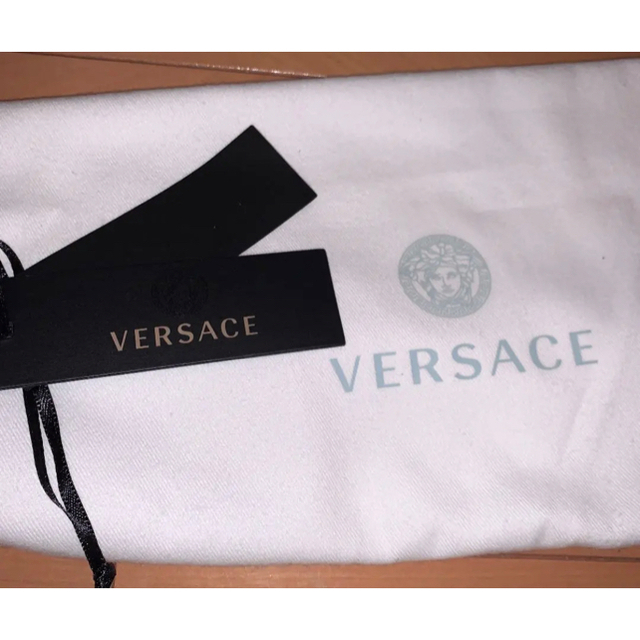 VERSACE(ヴェルサーチ)のキャディ様 専用です【新品・希少】VERSACE スリッポン スニーカー レディースの靴/シューズ(スニーカー)の商品写真