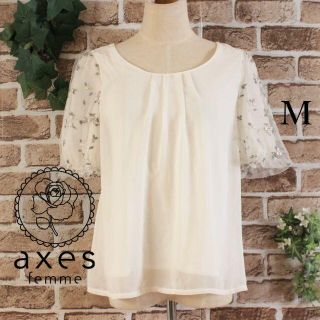 アクシーズファム(axes femme)のaxes femme★ホワイト袖チュール刺繍切替トップスM(シャツ/ブラウス(半袖/袖なし))