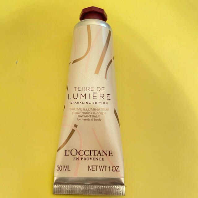 L'OCCITANE(ロクシタン)のロクシタン テールドルミエールハンドクリーム コスメ/美容のボディケア(ハンドクリーム)の商品写真