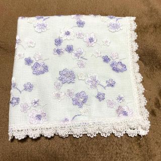 トッカ(TOCCA)の新品未使用　TOCCA  ハンカチ　刺繍(ハンカチ)