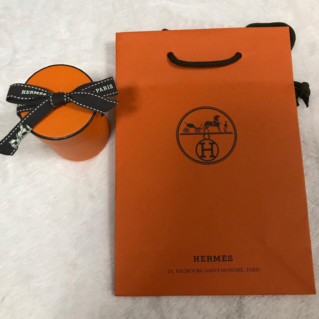 Hermes(エルメス)のエルメス　21SS新作　ツイリー　ブリッドドゥクール レディースのファッション小物(バンダナ/スカーフ)の商品写真