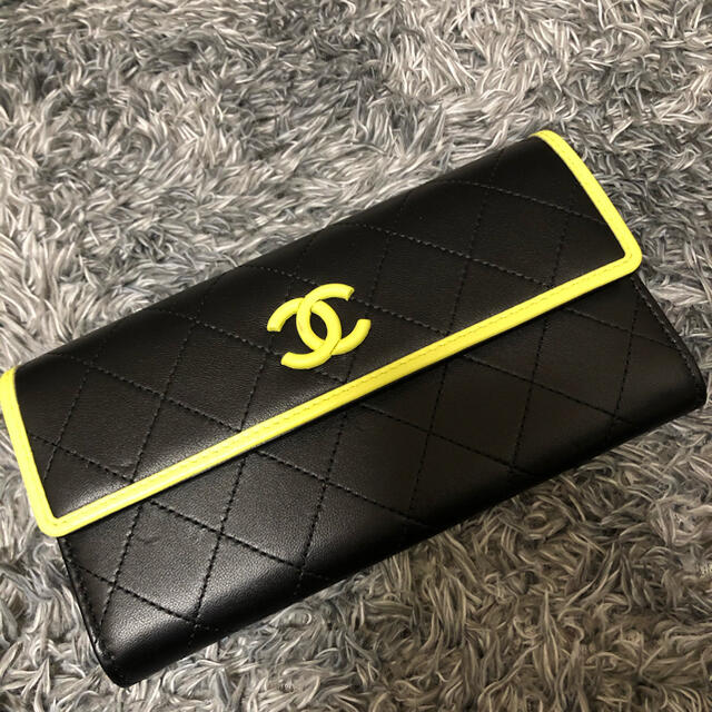 CHANEL 長財布　マトラッセ