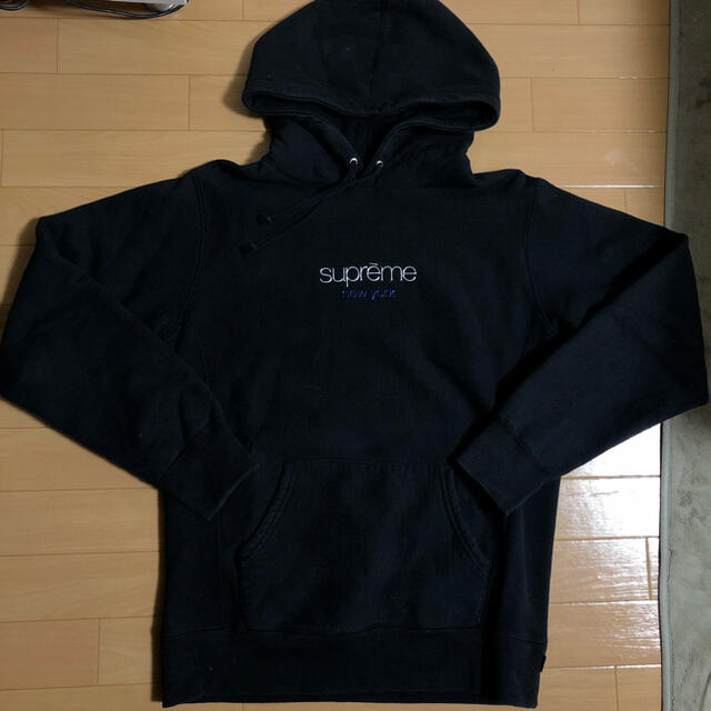 Supreme クラシックロゴパーカー