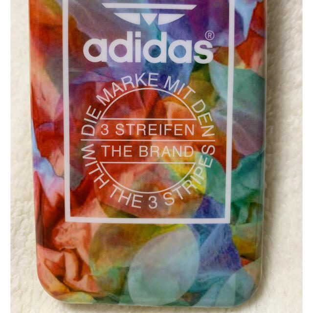 adidas(アディダス)のiPhone6、6Sケース adidas 花柄 スマホ/家電/カメラのスマホアクセサリー(iPhoneケース)の商品写真