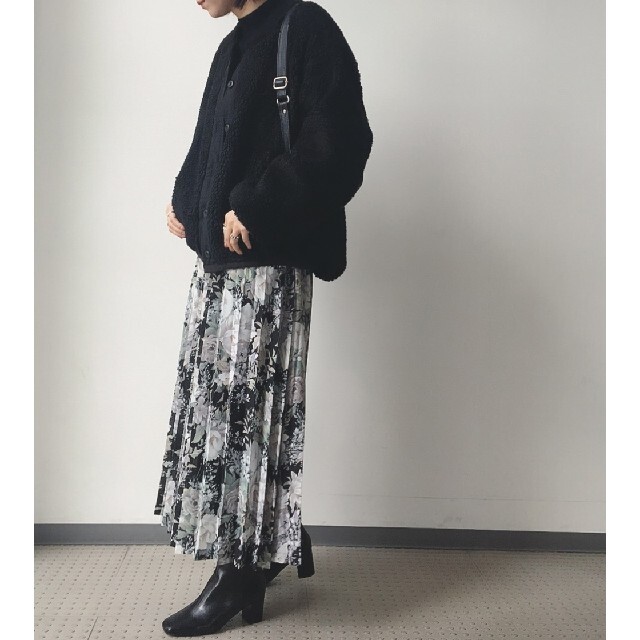 STUDIOUS(ステュディオス)のCLANE クラネ 花柄プリーツスカート レディースのスカート(ロングスカート)の商品写真