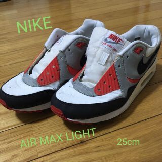 ナイキ(NIKE)のNIKE AIR MAX LIGHT 25cm(スニーカー)