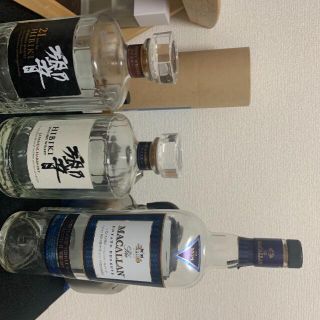 サントリー(サントリー)のmacallanと響と響21年の空瓶3本セット(ウイスキー)