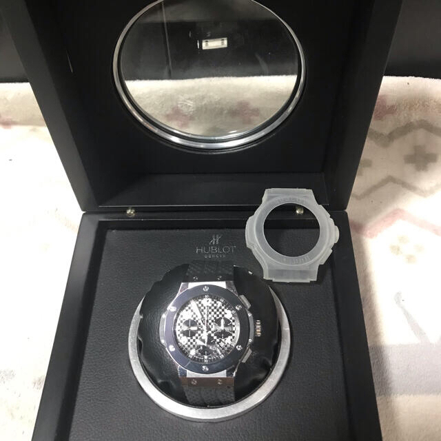 人気特価 HUBLOT ビッグ 時計　腕時計　ケース　箱　自動巻　3針　訳あり　 - 腕時計(アナログ)
