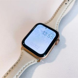 アップル(Apple)の【みよよ様 専用】Apple Watch SE♡40mm・セルラーモデル(腕時計(デジタル))