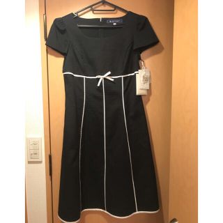 エムズグレイシー(M'S GRACY)の値下げしました！M'SGRACY♡新品未使用黒ワンピース♡(ひざ丈ワンピース)