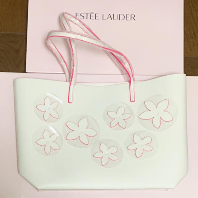 Estee Lauder(エスティローダー)の新品　エスティローダー　バッグ レディースのバッグ(トートバッグ)の商品写真