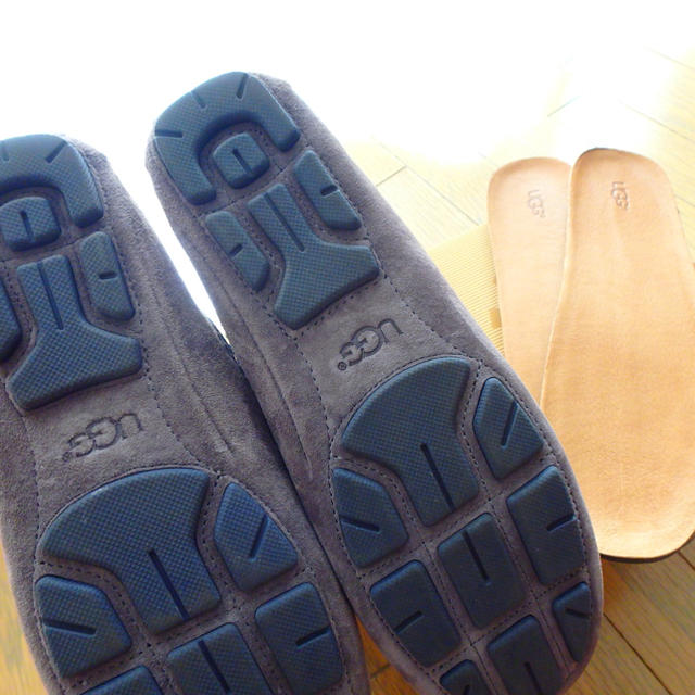 UGG(アグ)のシナモン様  専用 レディースの靴/シューズ(スリッポン/モカシン)の商品写真