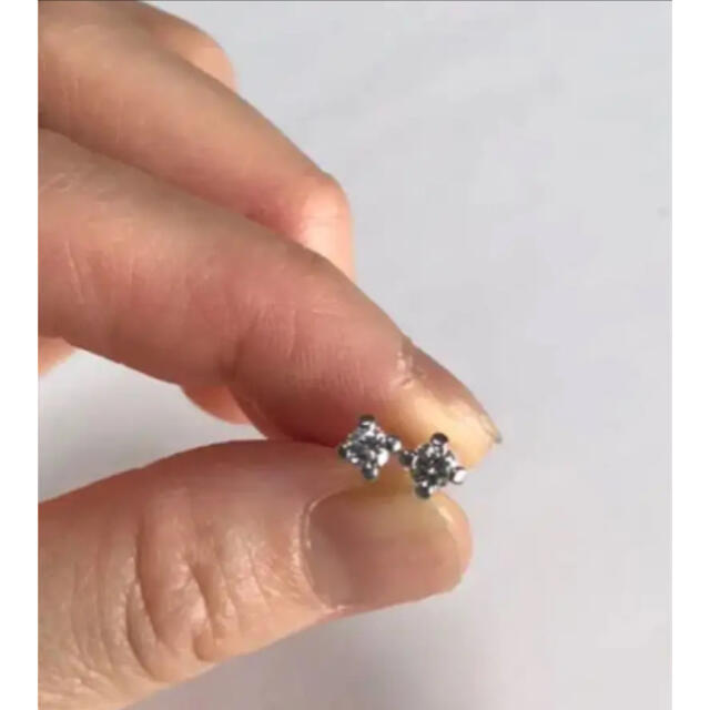 プラチナダイヤモンドピアス　計0.30ct 3